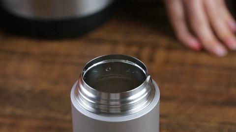 不锈钢保温杯变毒水,保温杯变夺命水