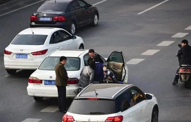 因为疫情汽车临时牌过期怎么办,因为疫情导致车辆临牌过期怎么办