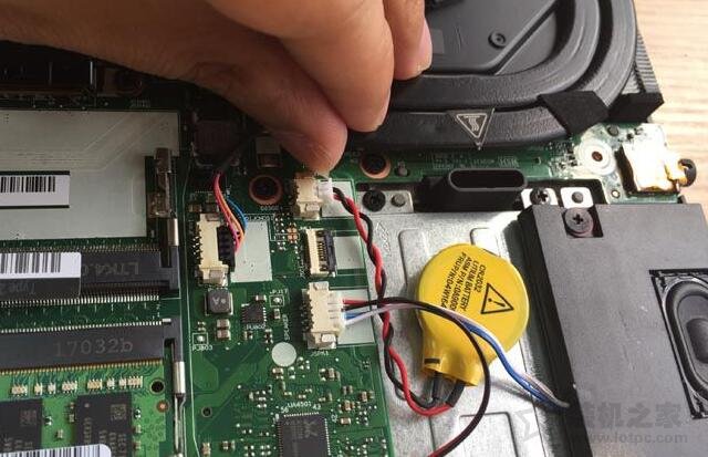 笔记本电脑开机黑屏维修费用多少,笔记本电脑开不了机屏幕黑屏