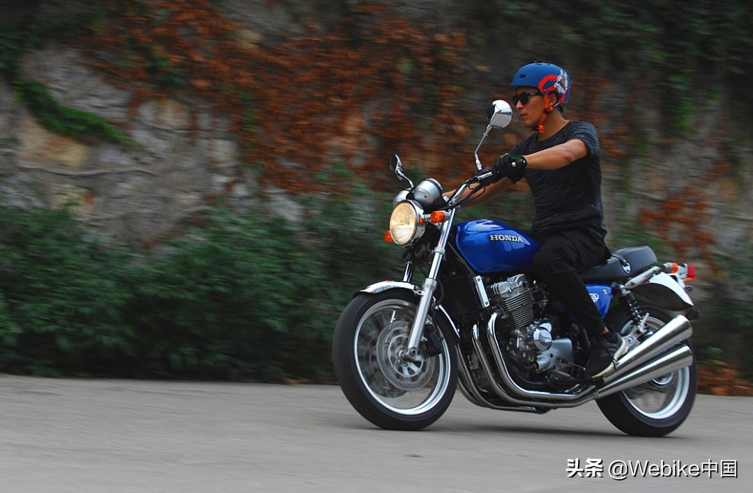 新出来的本田cb400,本田cb400第四代评测