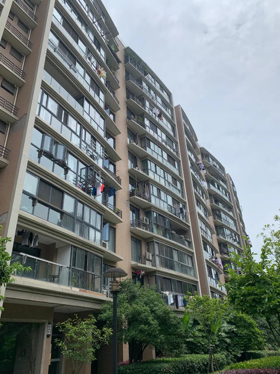 房住不炒二手房,房住不炒小产权房