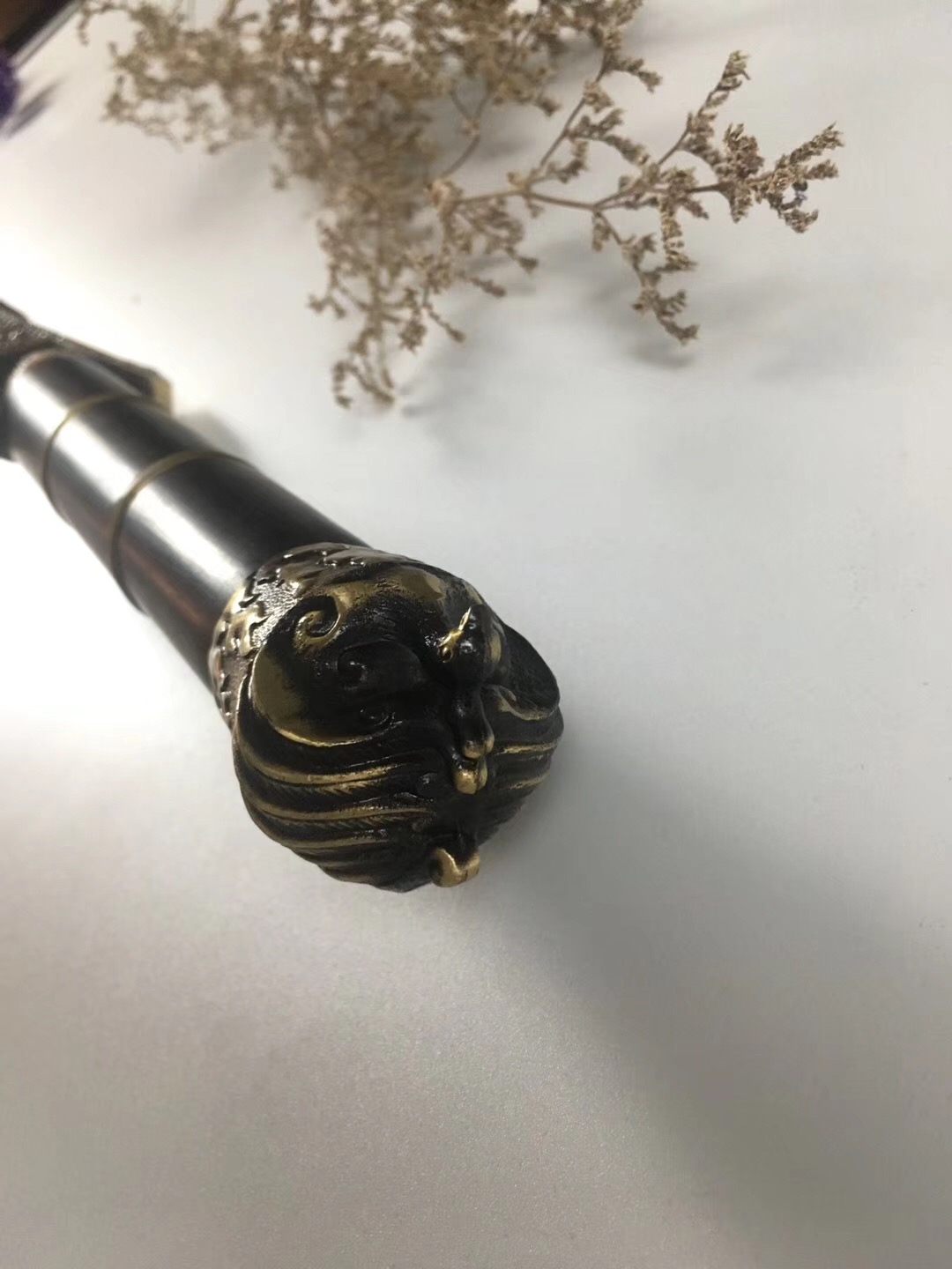 刀剑生锈了如何恢复光亮,刀剑生锈打磨教学