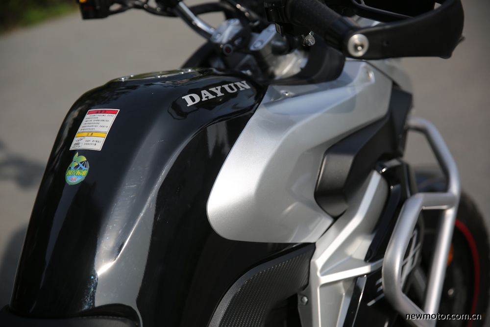 大运300拉力车发动机是不是本田的,大运300拉力车直播