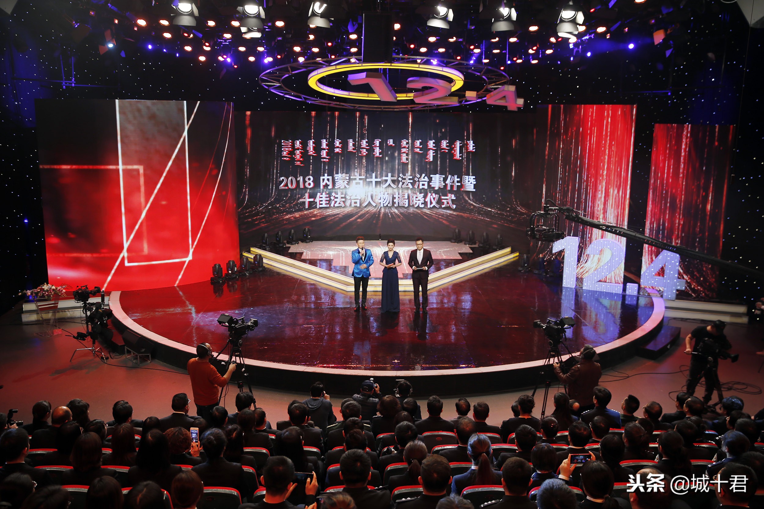 “爱民固边直通车”荣获2018年内蒙古“十*法大**治事件”