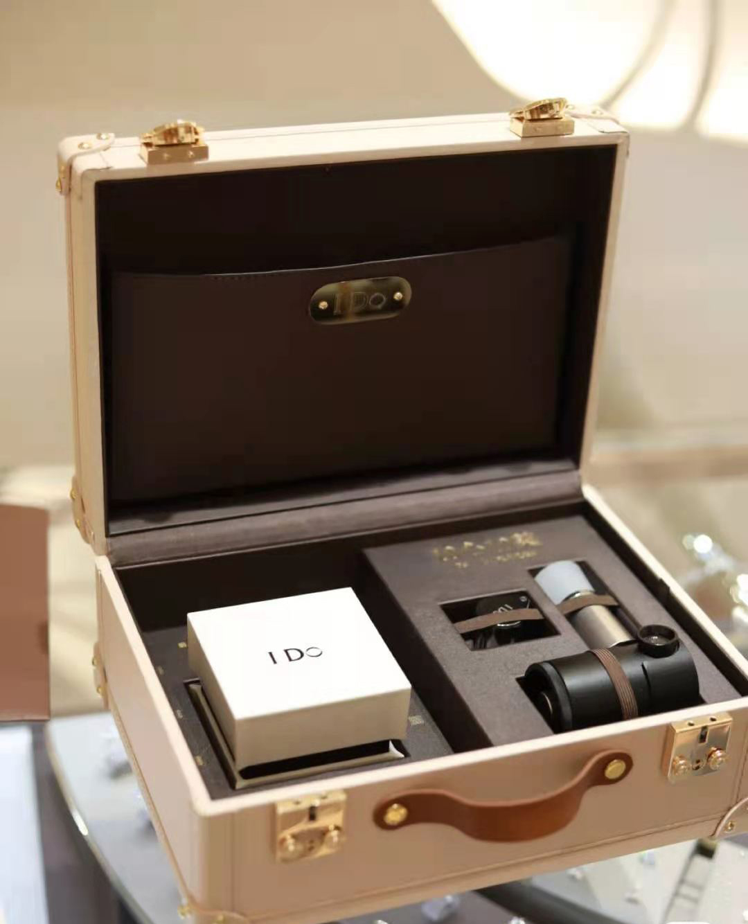 戒指戴久了没有以前亮怎么办,戴了很久的戒指怎么处理