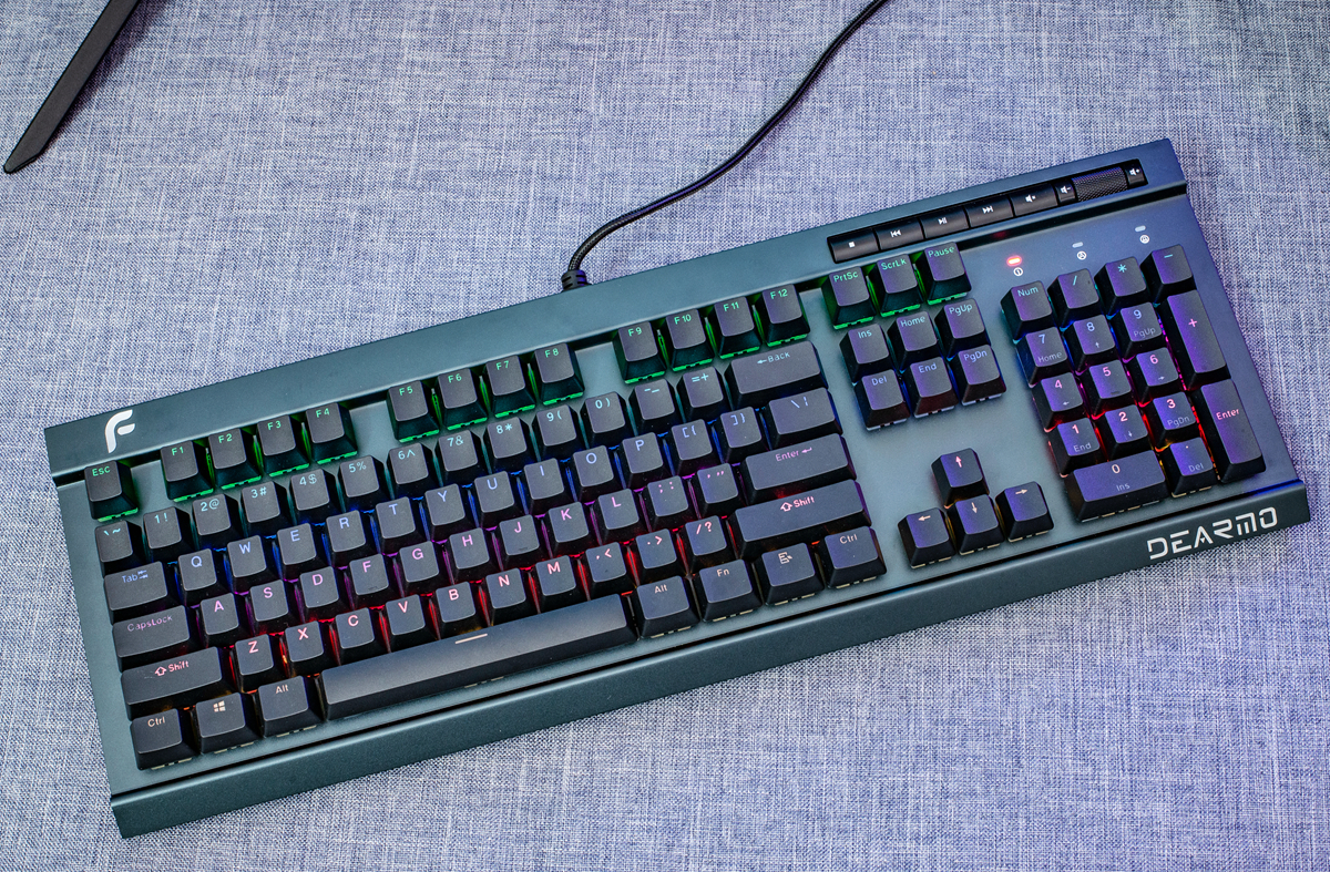 轻量化，樱桃轴，迪摩F15自由战士机械键盘