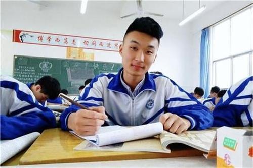 中考答题卡填错位置,中考答题卡填错有影响吗