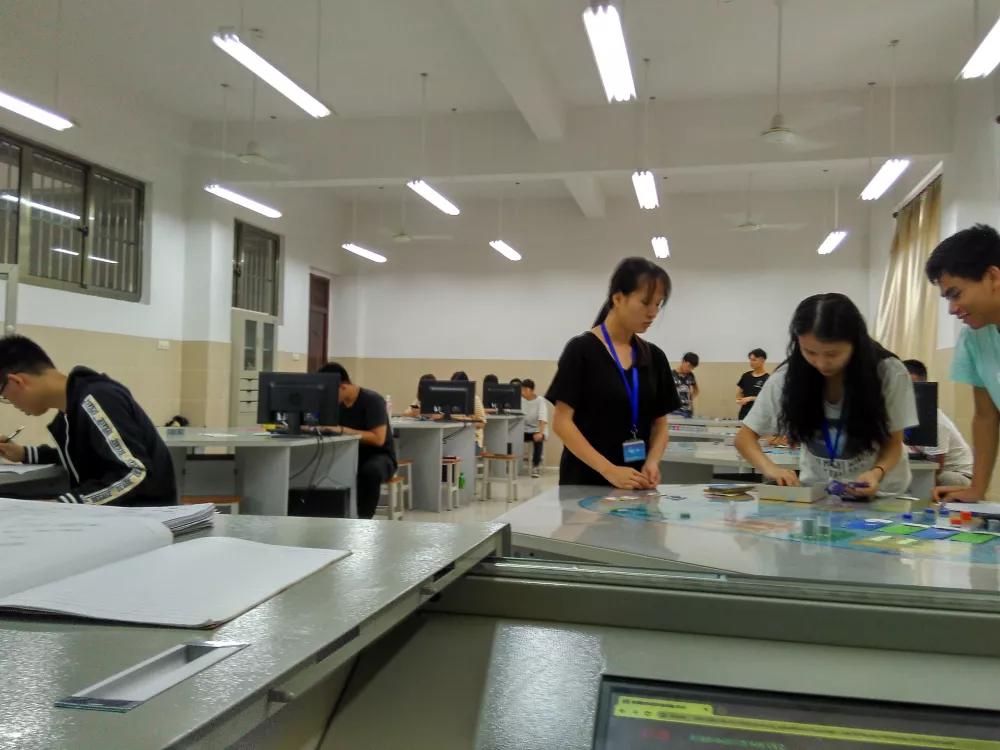 热门职校专业排名前十名,各大中职院校强势专业