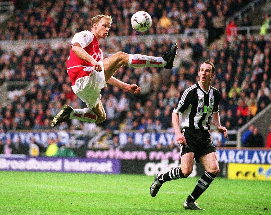 fifaonline齐达内和博格坎普,fifa足球世界齐达内和博格坎普