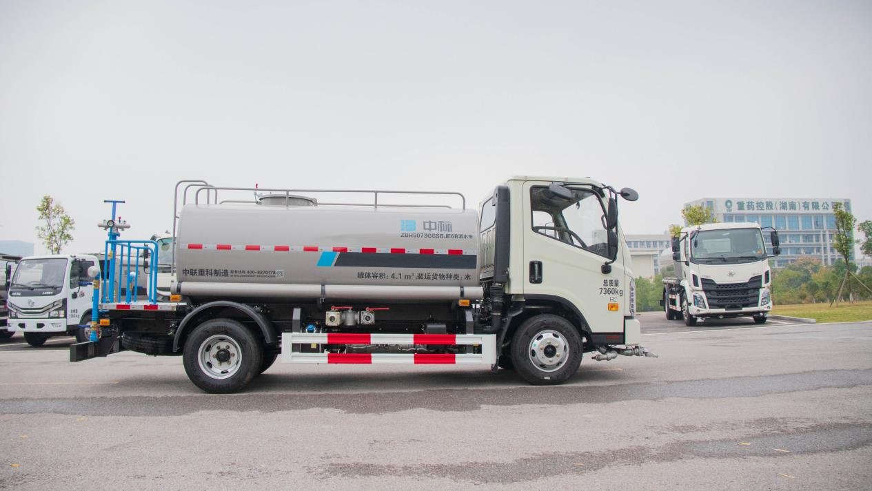洒水车是怎么制作的,洒水车水罐安装教程