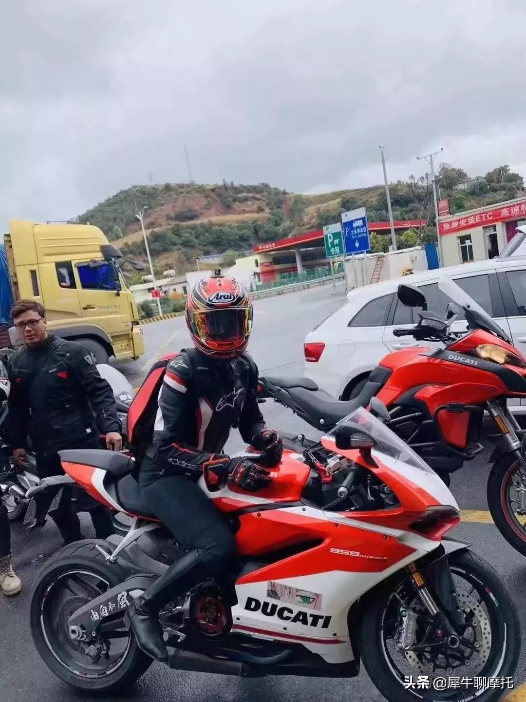 摩友，请不要鼓励女生玩摩托车