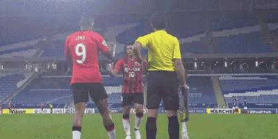 奥斯卡失两点球,佩雷拉点球