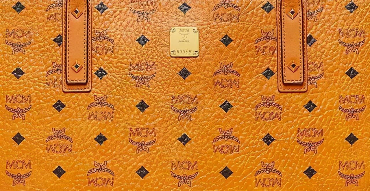 mcm背包哪款实用,mcm背包红色布艺