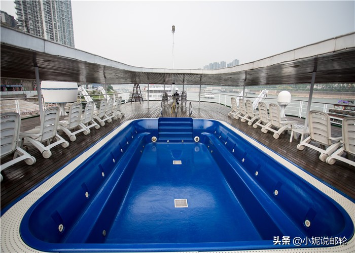 长江三峡游轮有电梯没有,三峡长江一号游轮的电梯