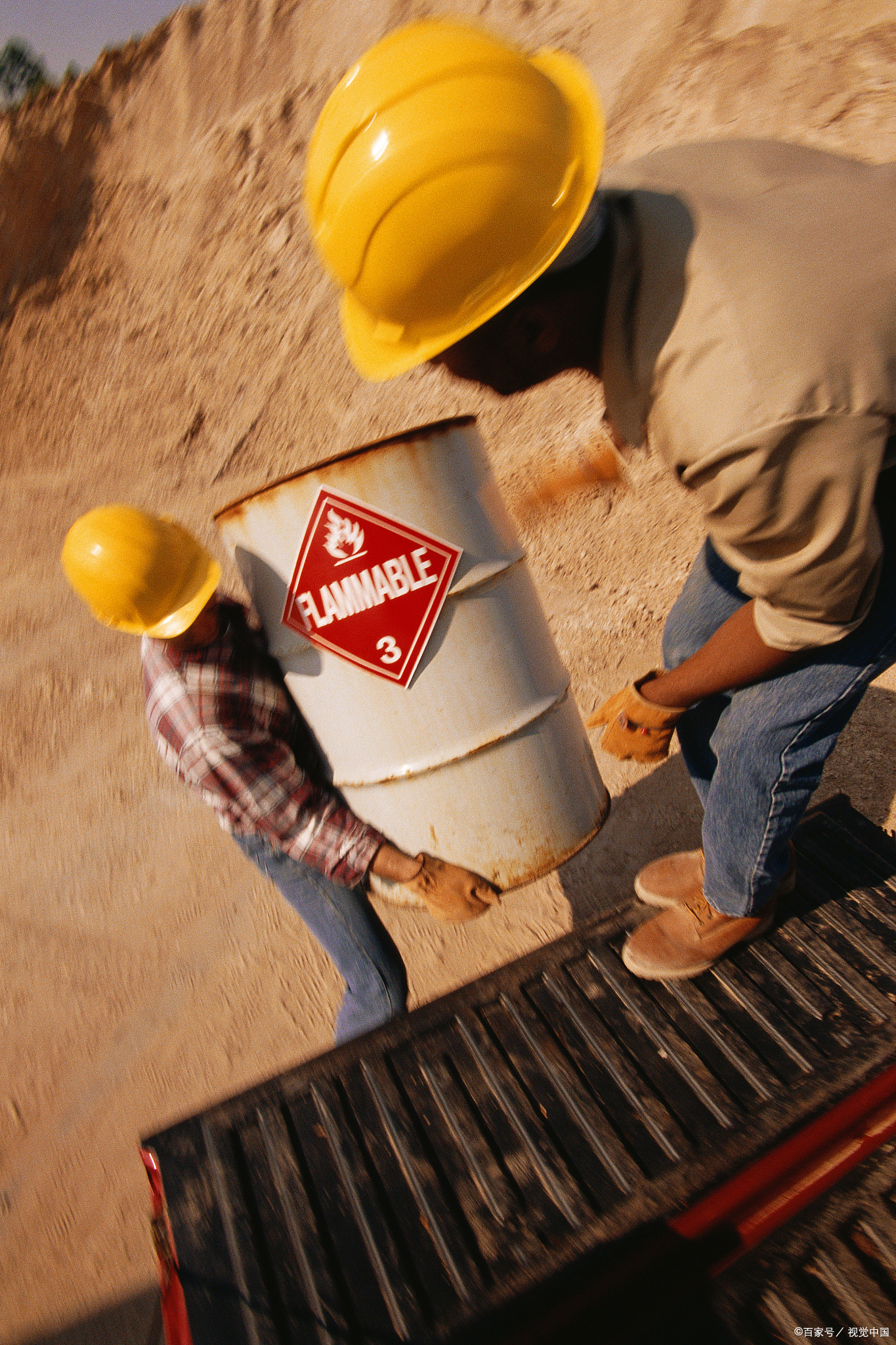 职高和3+2大专有什么区别,初中毕业上的职高是大专还是中专