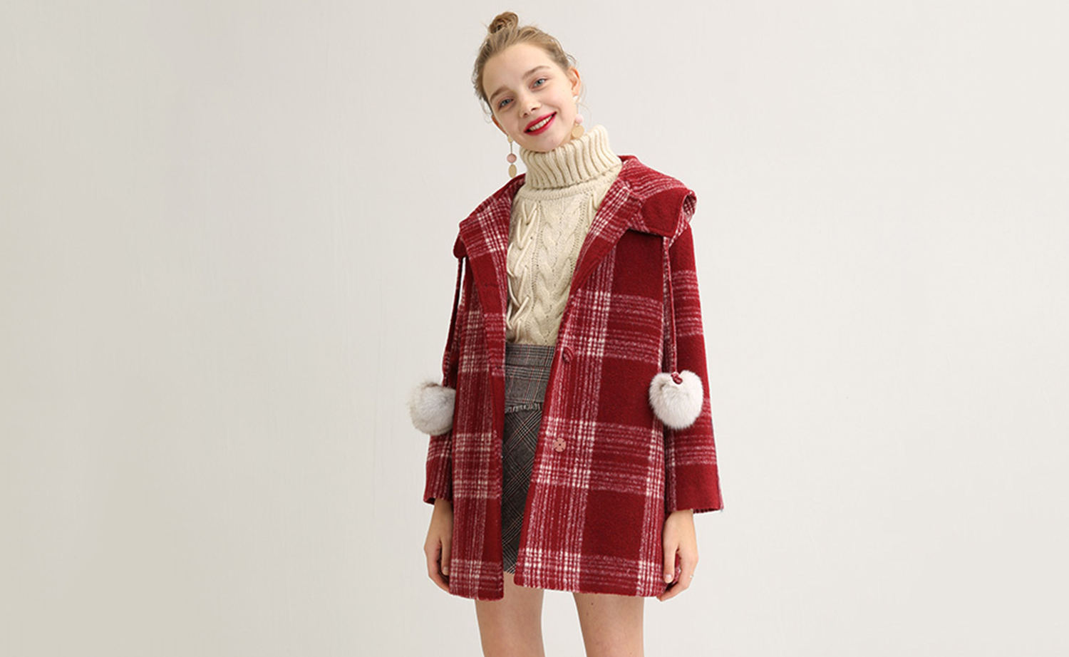 摆脱肉肉身材，微胖妹三招解锁OL风