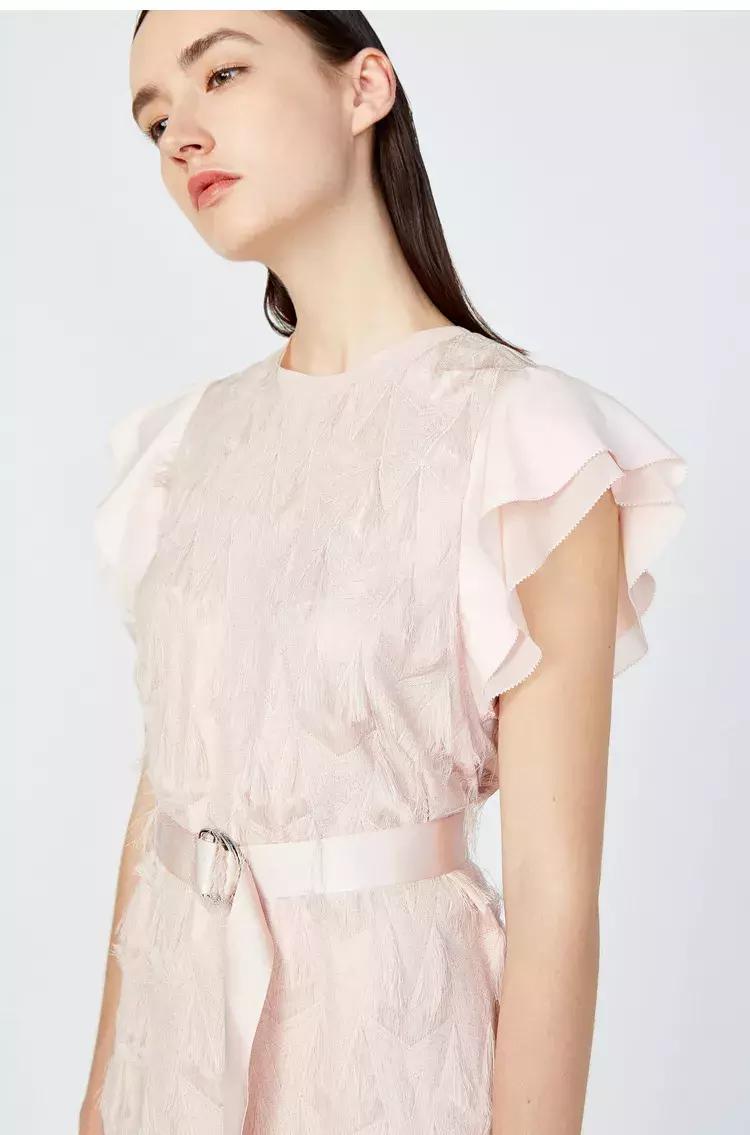 比江南布衣有范，比欧时力有人气，这个女装品牌太牛了