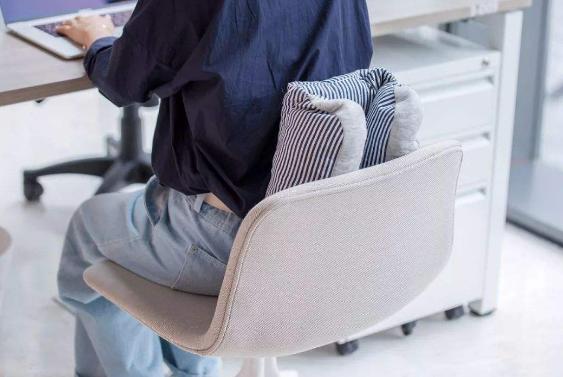 一个动作教你消除腰部赘肉,如何解决后腰两侧赘肉