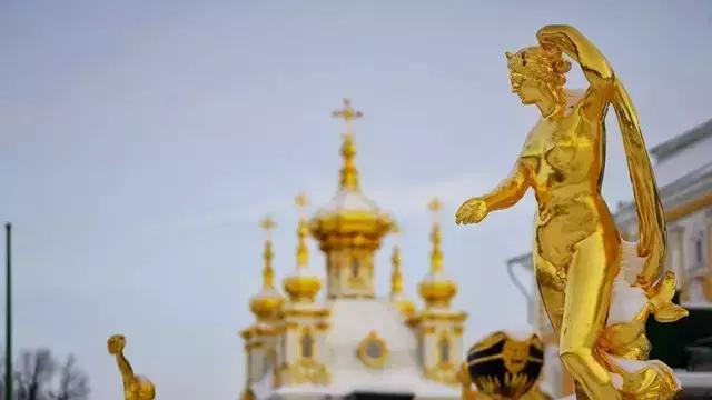 #山屿海国旅带你走进俄罗斯#“低调硬核铁憨憨，帮就是了！”