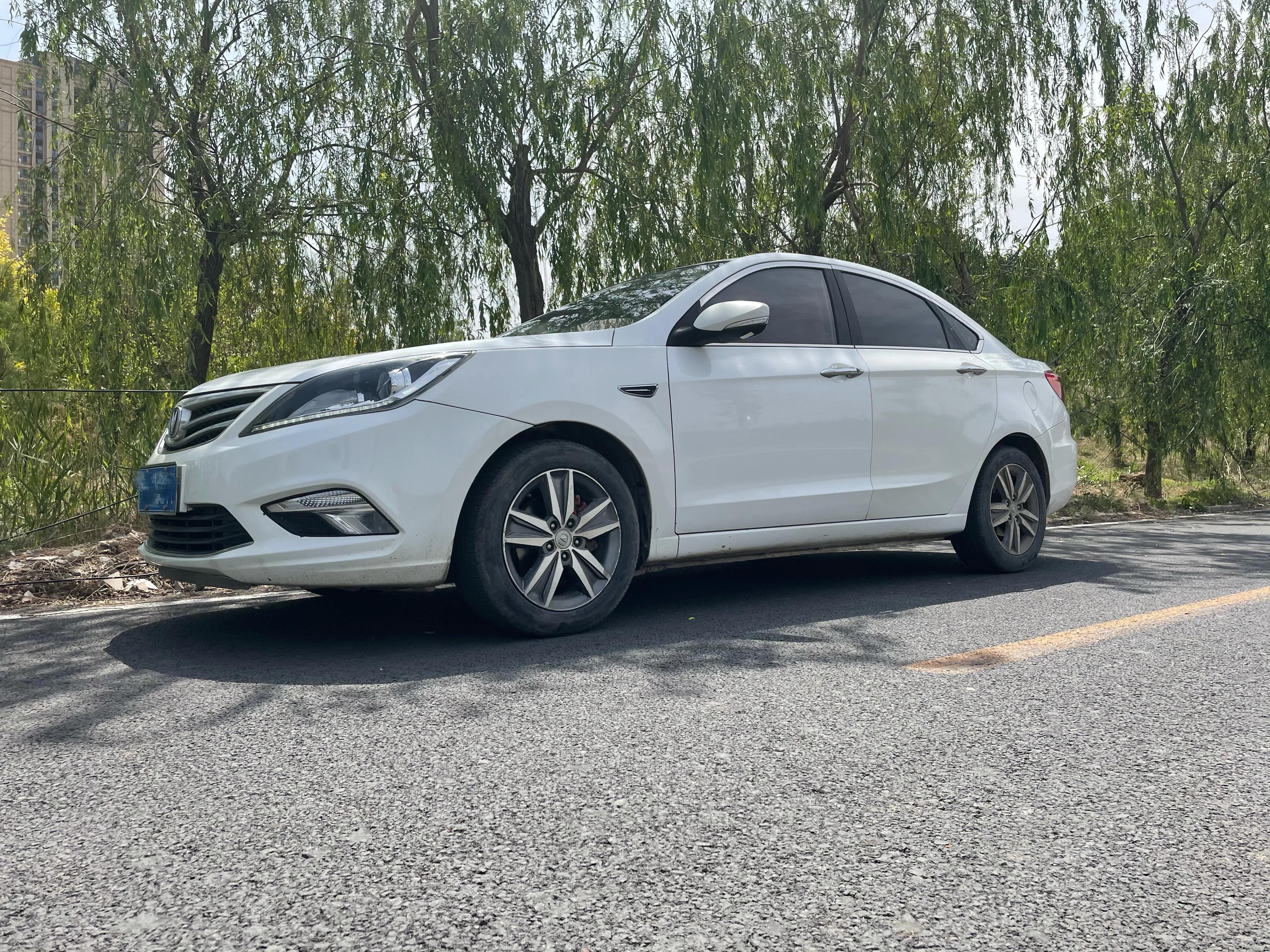 可靠的伙伴五菱,16款逸动耐用