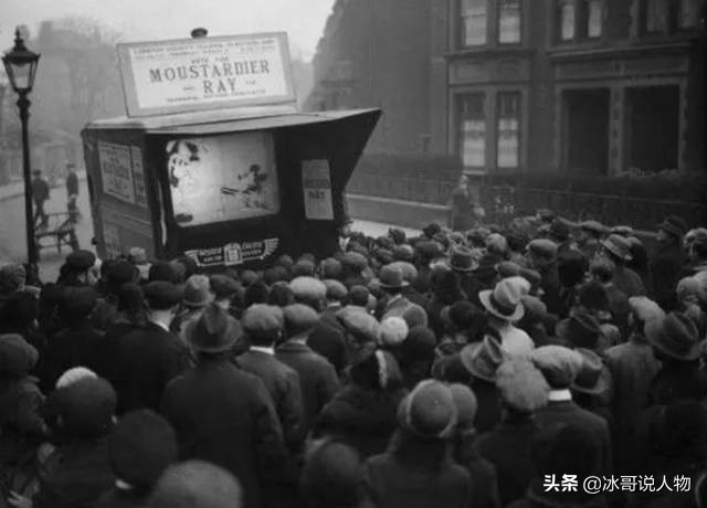 站起来的霍金图片,站起来的霍金