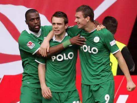 难忘的德甲最强三叉戟！横扫联赛吊打拜仁！夺64年队史首座冠军！