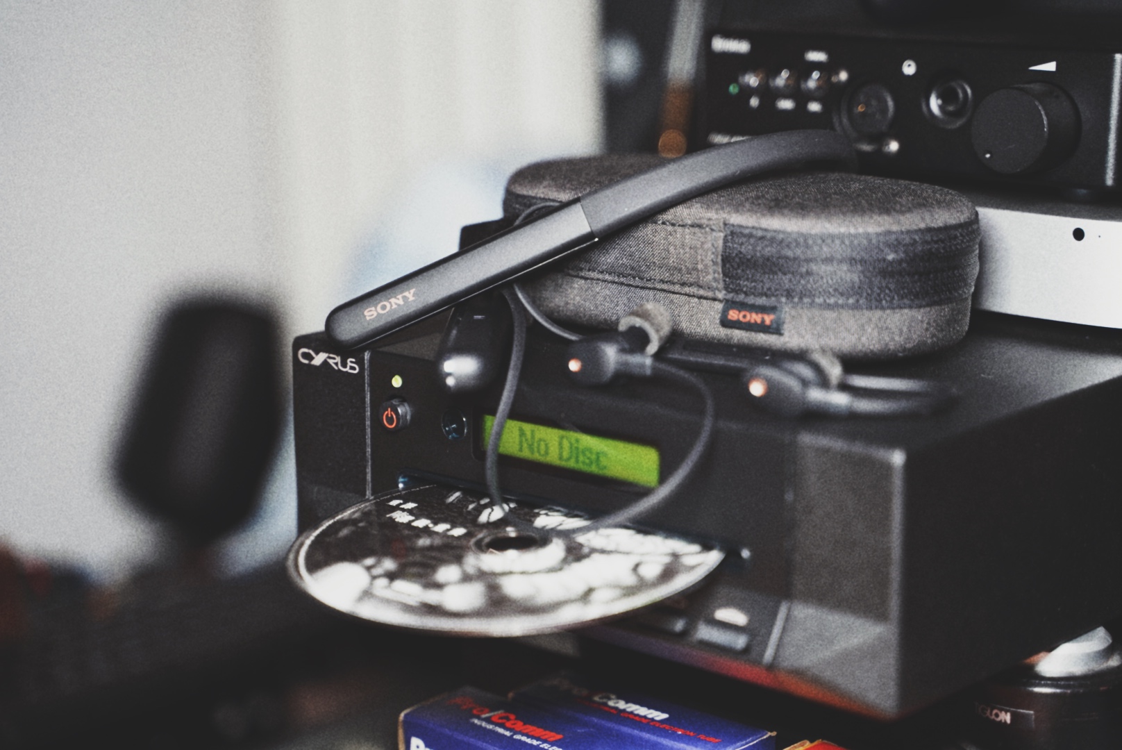 索尼wi1000xm2右耳有电流声,索尼wi1000xm2降噪模块失效