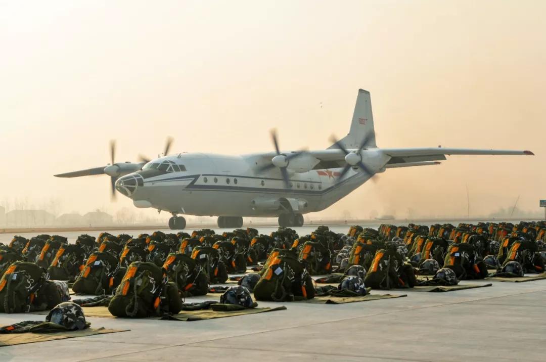 中国空降兵的装备有哪些,中国空降兵最新装备