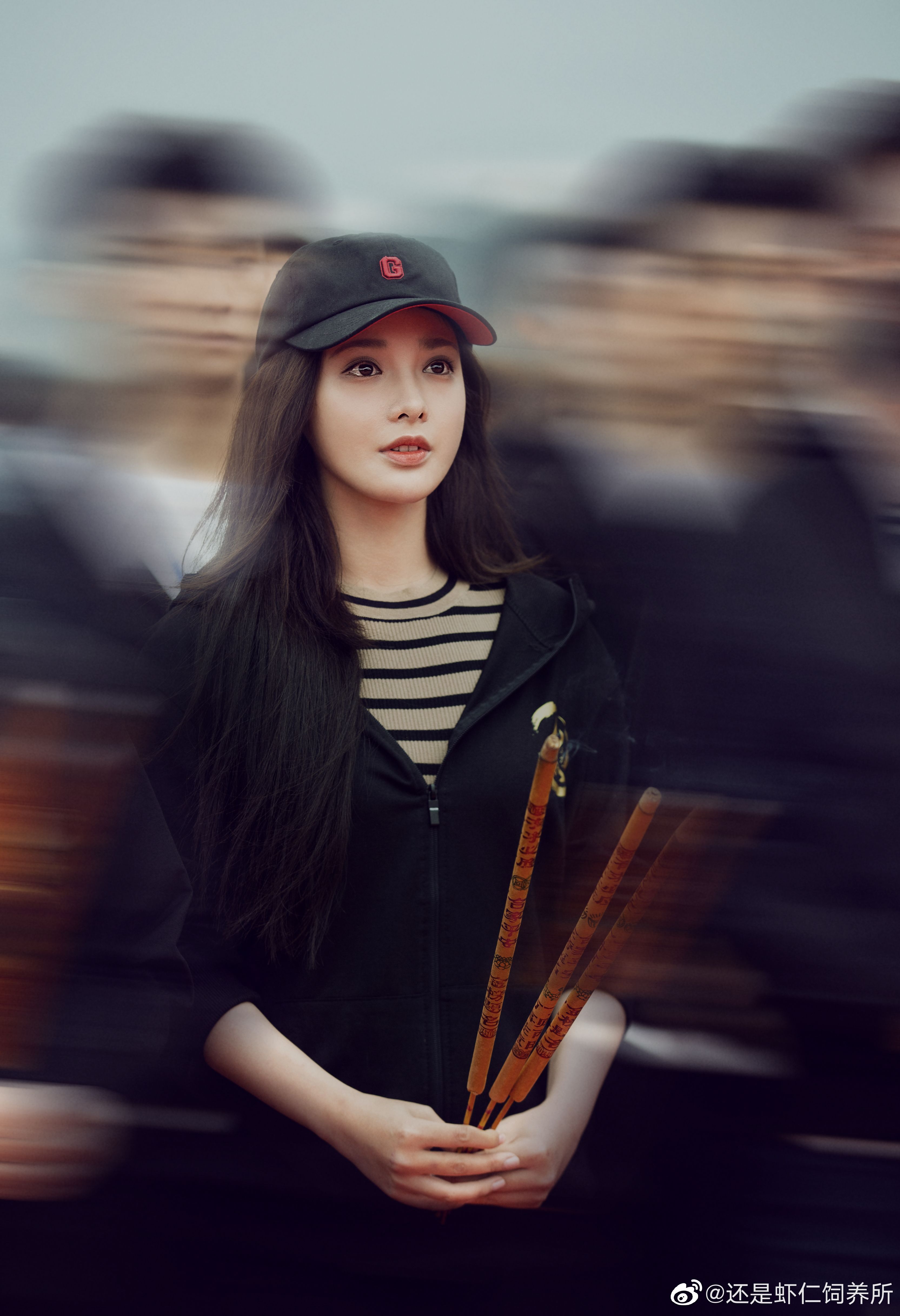 九州朱颜记冯绍峰和彭小苒,彭小苒九州朱颜记路透造型