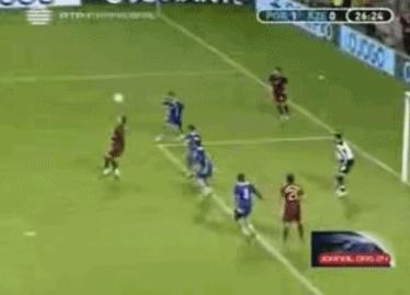 02世界杯里瓦尔多倒钩,足坛过人招式