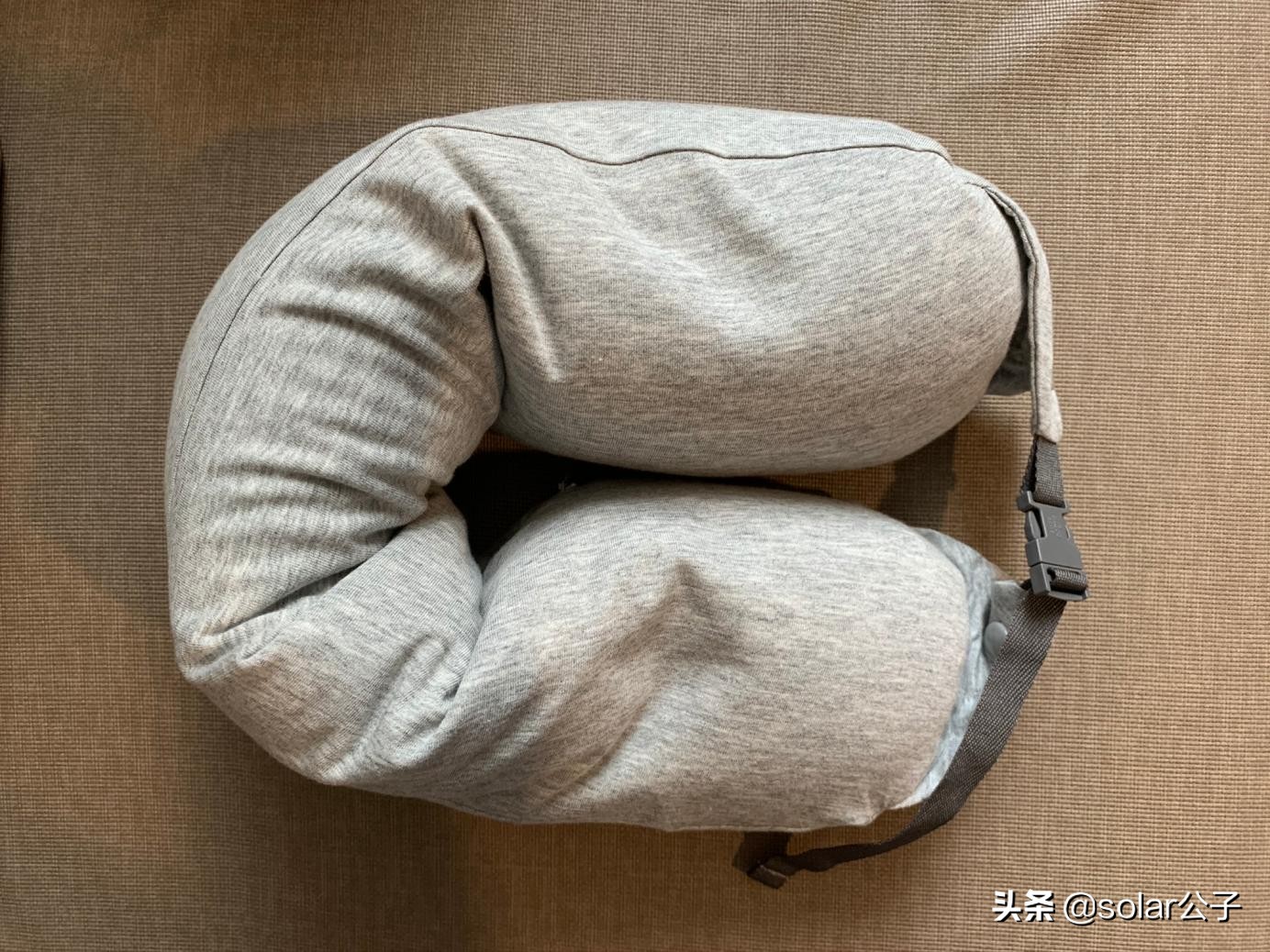 常年出差的人箱子里都有什么——90后大叔“翻箱”