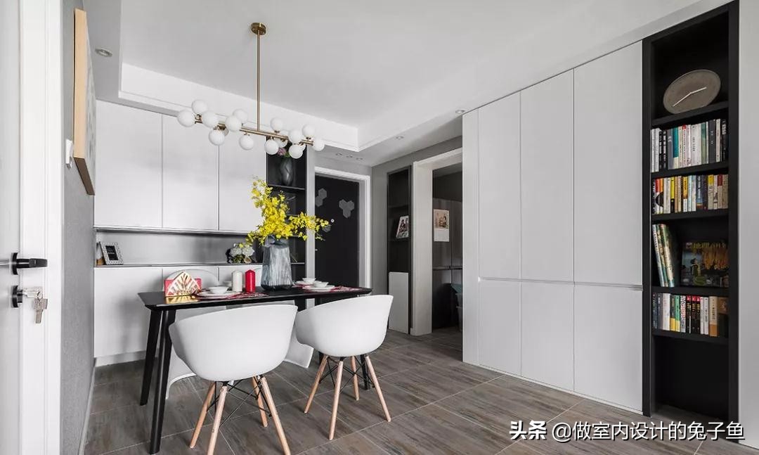 餐边柜怎么摆放好看图片视频,有餐边柜餐厅桌子怎么摆放最合适