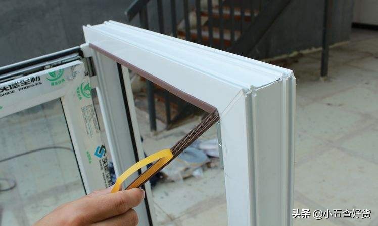 住在马路边怎么减噪音,住在马路边如何减少汽车噪音