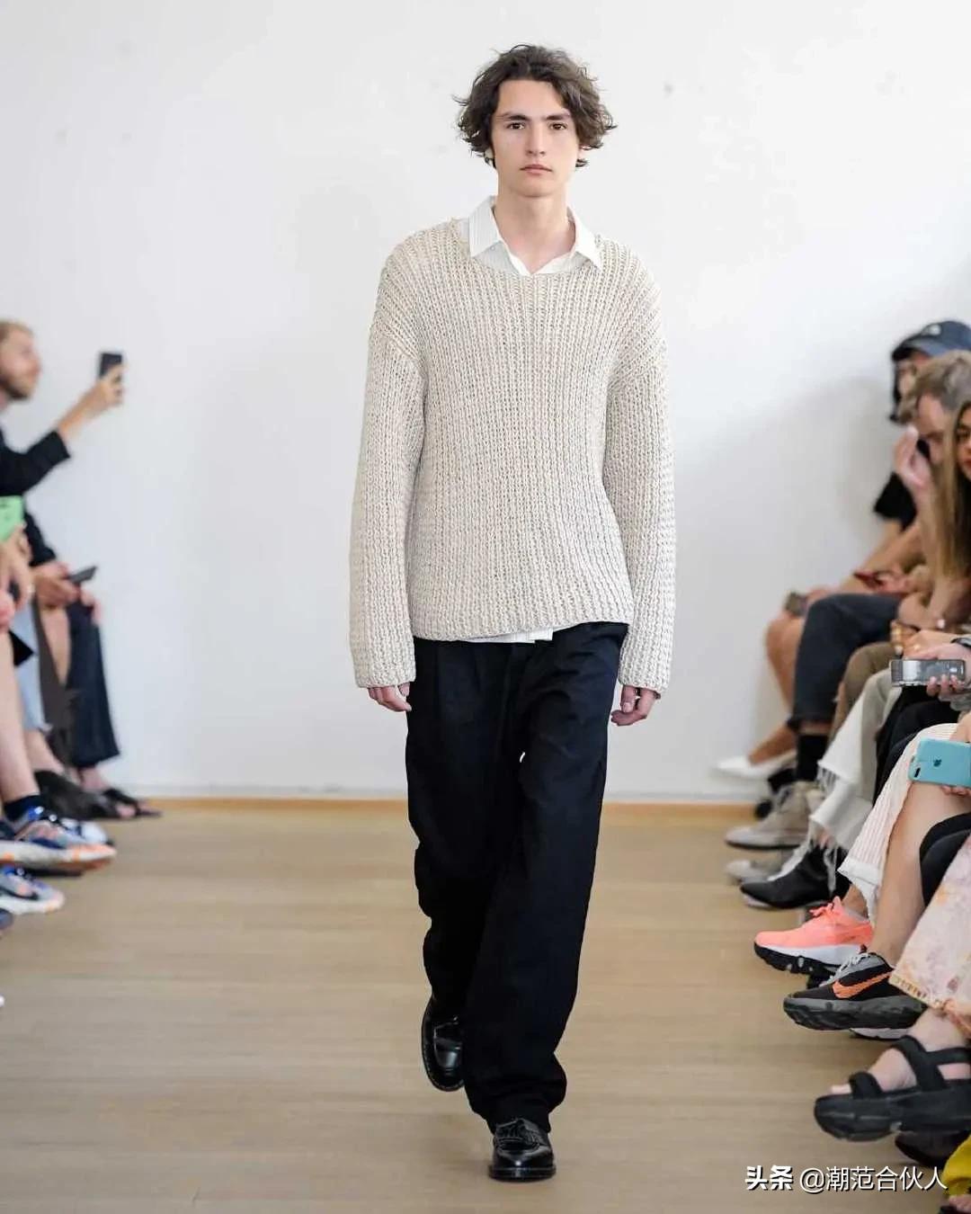 vans一脚蹬鞋感最好的,为什么vans一脚蹬这么好穿