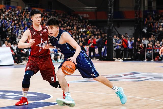 威尔胜斯伯丁篮球,威尔胜ncaa和斯伯丁tf