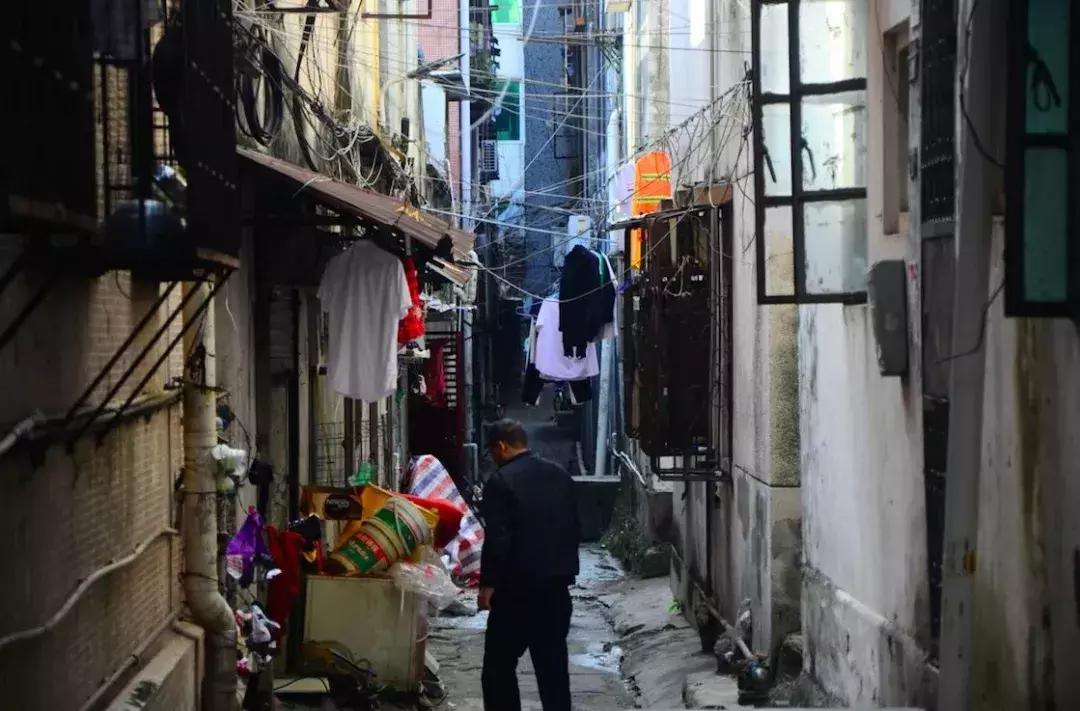 珠海是一座充满回忆的城市,珠海一个逐渐落寞的城市