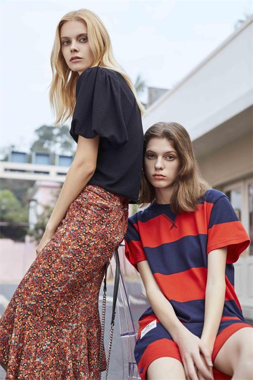 lincchic金羽杰2022秋款羽绒服,lincchic金羽杰秋季新款