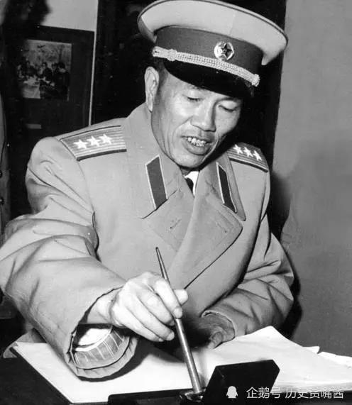 入朝在即，毛*东泽**却临阵换将：换掉13兵团主将！2年后才知真高明