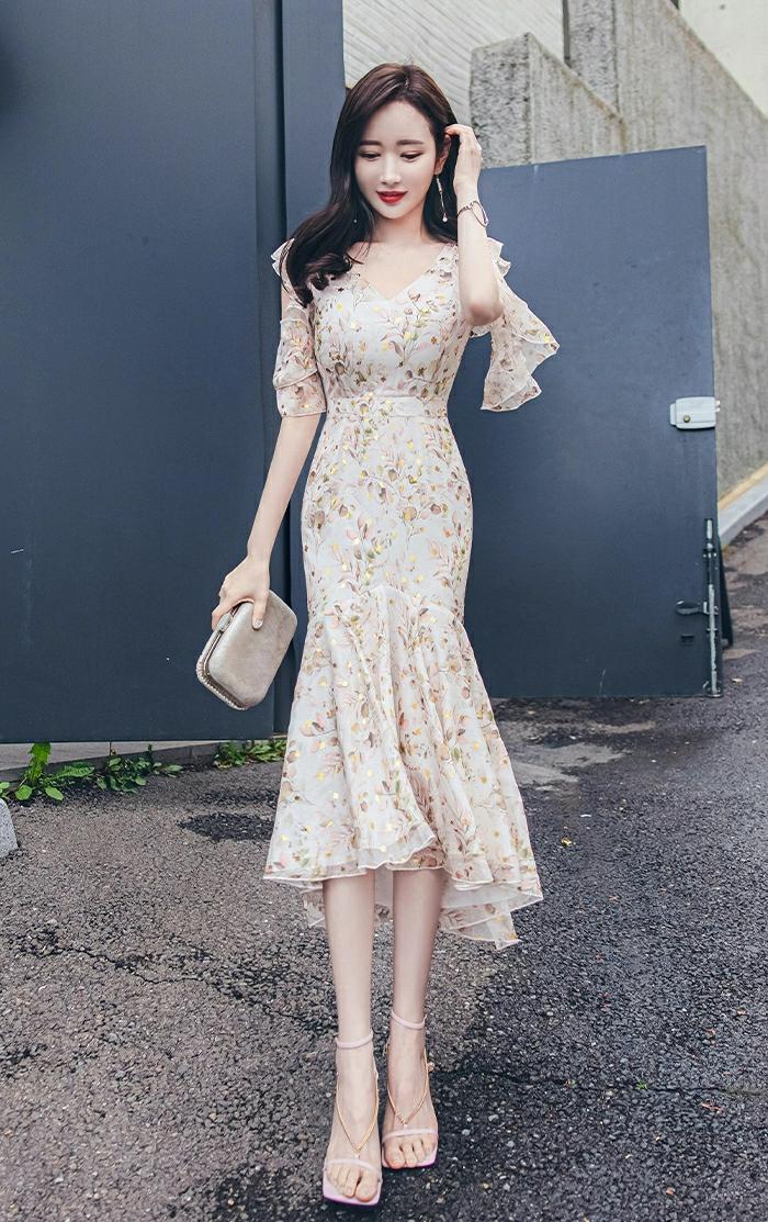 碎花雪纺复古赫本风高级感,夏季新款法式设计感短款碎花