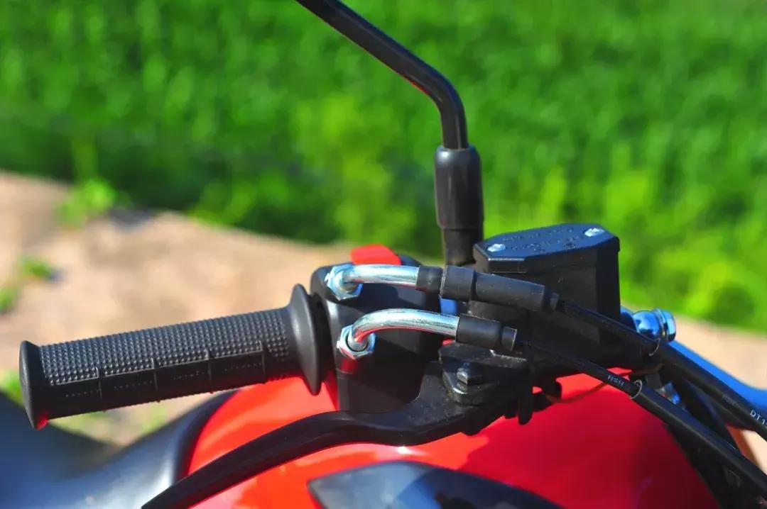 越野车主要看什么性能,豪爵公路越野摩托车nk150与dks150