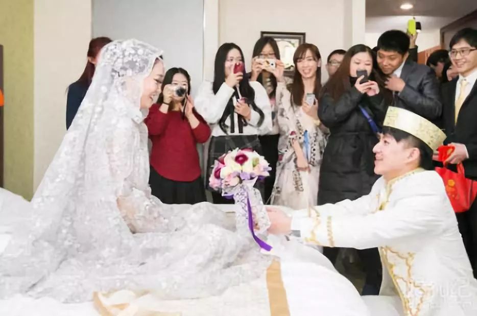 为什么看过*疆新**人的婚礼后，就都想结婚了？