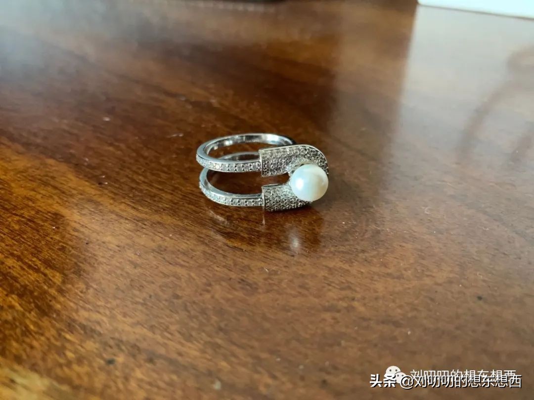 告别疫情的色彩呼唤-紫色搭配分享