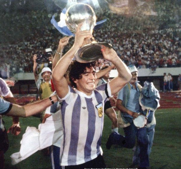 送别马拉多纳完整版,马拉多纳告别一战