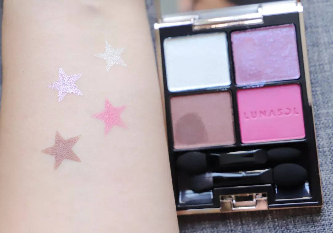 康康尤克里里开箱 (康康手工开箱视频)