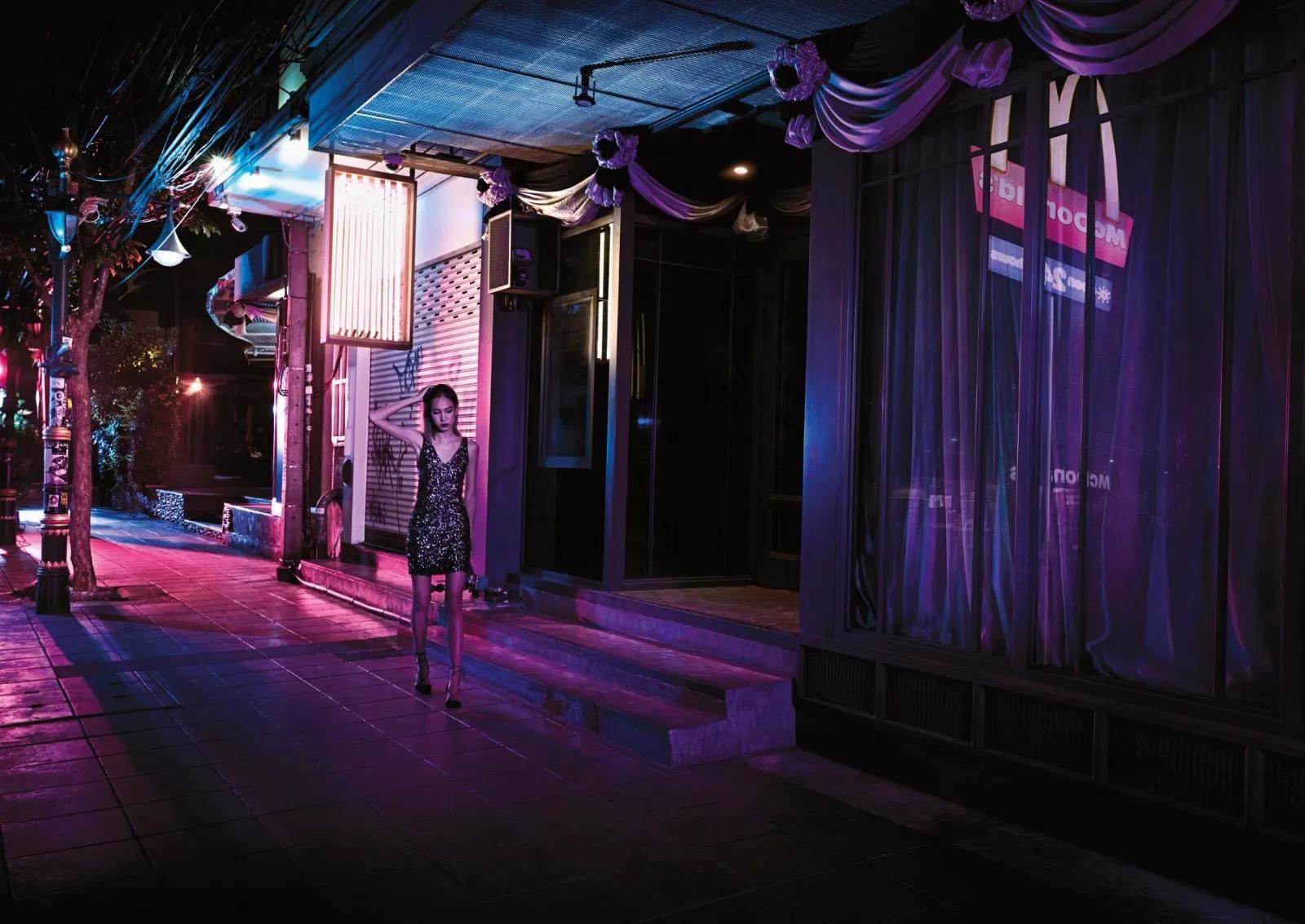 麦当劳的创意海报是什么,麦当劳星空海报又火了