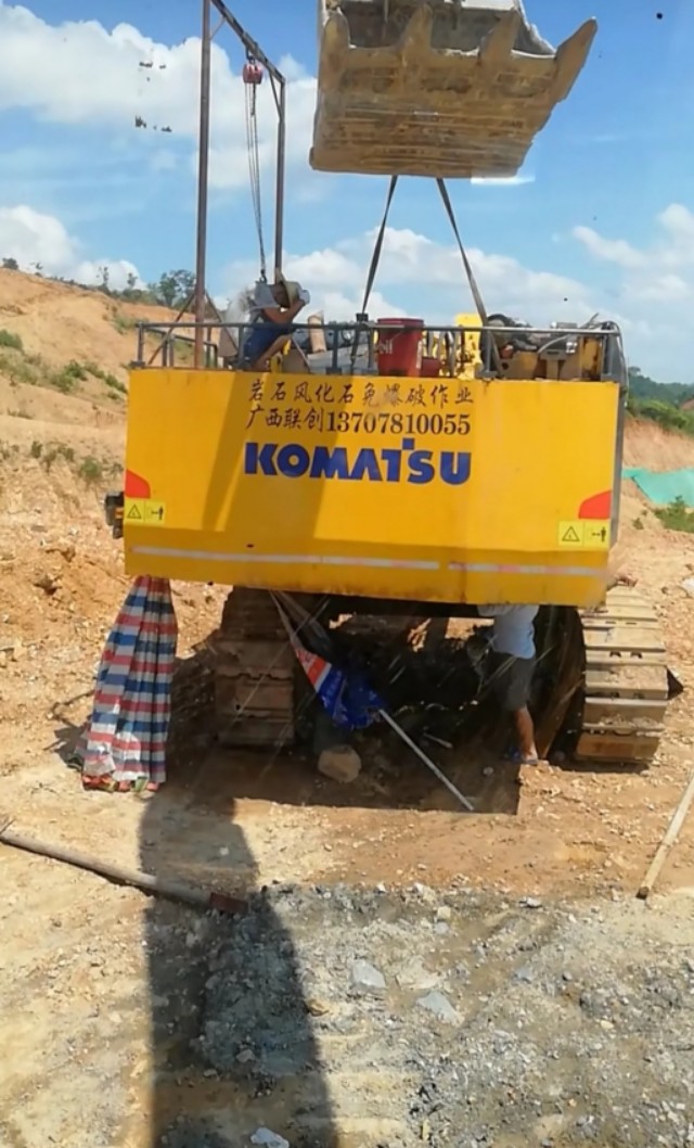 学挖机靠谱吗,学挖机到底好不好找工作