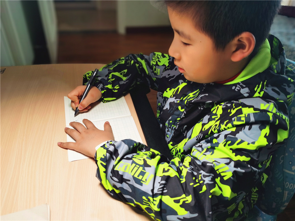 护眼矫正坐姿笔测评,矫正坐姿护眼笔