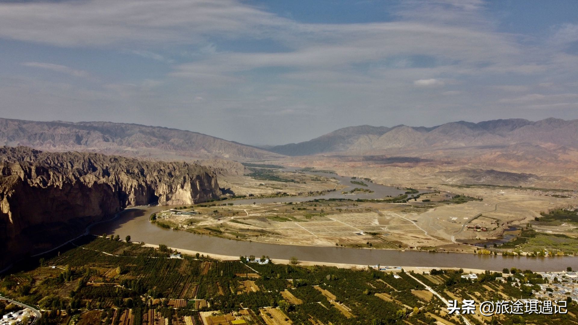 景泰黄河石林22道弯全景,景泰黄河石林全景图