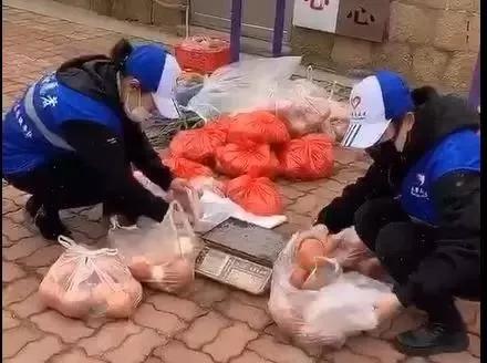 贴心举措暖人心上门服务解民忧,威海高区用温情服务打开群众心结