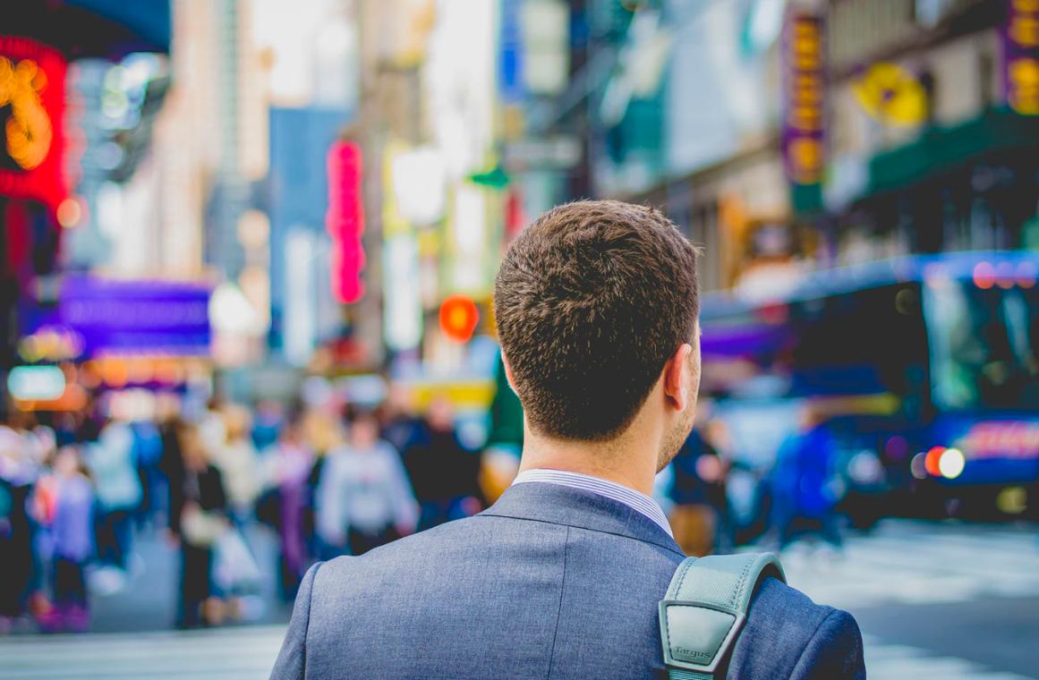 想辞职但又顶不住生活的压力,想要辞职却对未来迷茫